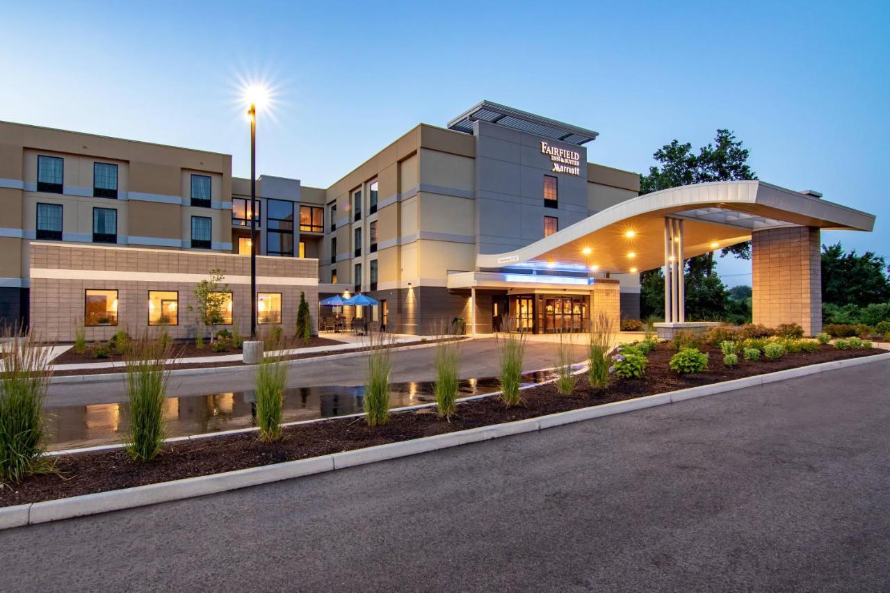 Fairfield Inn & Suites By Marriott Springfield Holyoke Exterior foto